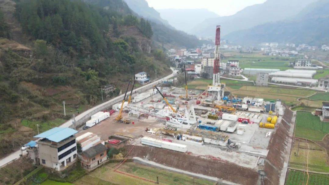 鎮(zhèn)巴油氣田最新動(dòng)態(tài)，全面指南與詳細(xì)步驟解讀