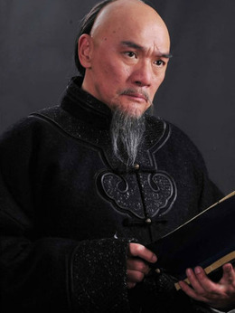 于成龍演員表，友情、家庭與陪伴的溫馨故事展現(xiàn)