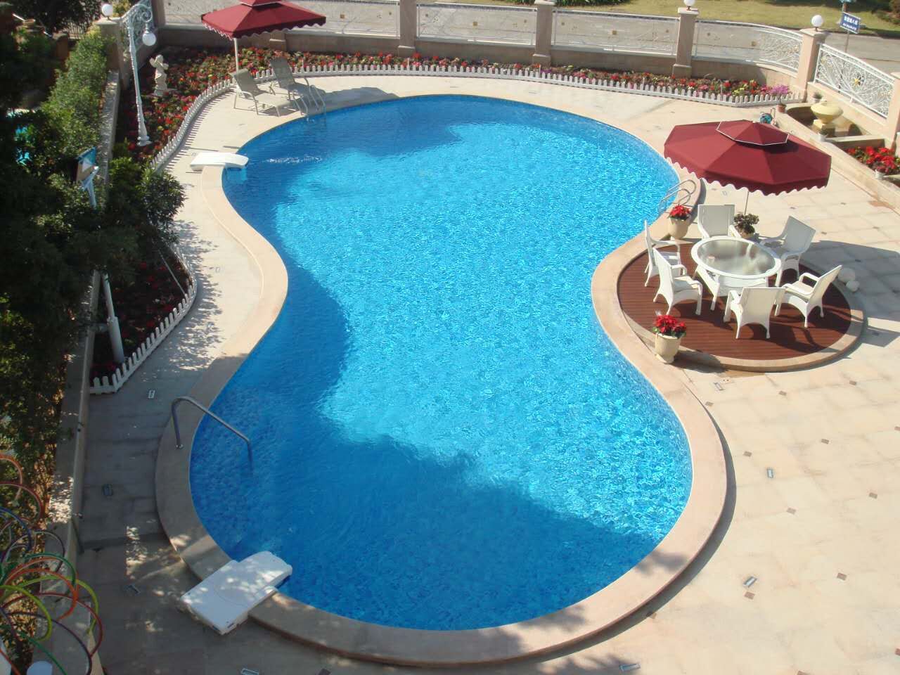 最新泳池設施，時代進步的游泳樂園見證者