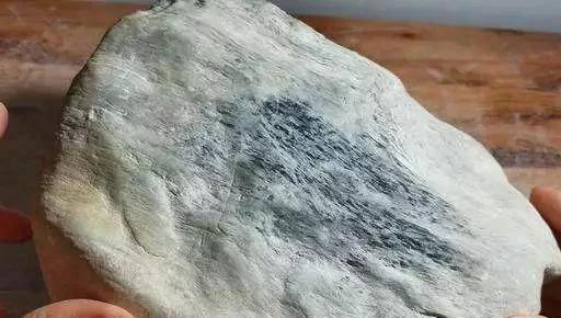 水玻璃價(jià)格走勢及選購指南，市場趨勢與影響因素解析