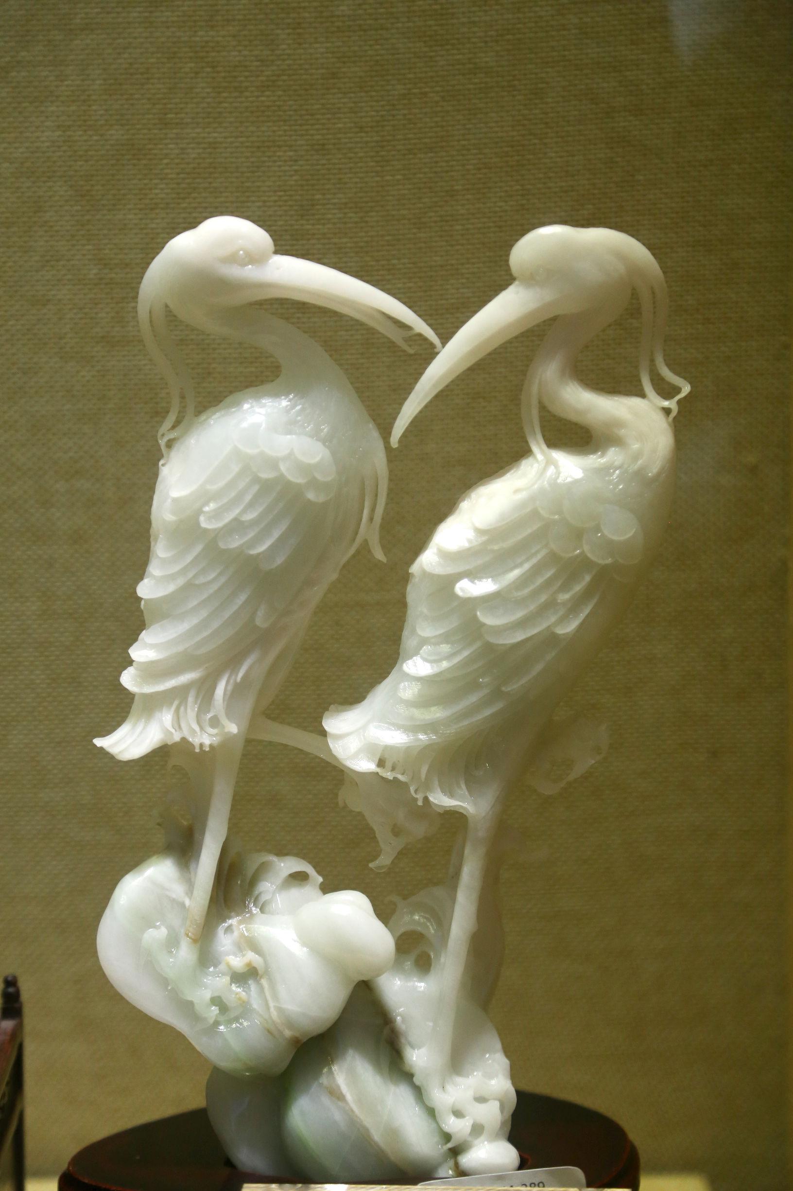 南陽玉雕價格行情——科技與藝術(shù)交融的精品玉雕價格解析