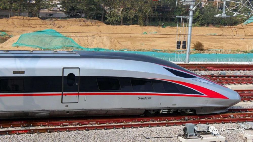 最新列車型號與家的溫馨故事揭秘