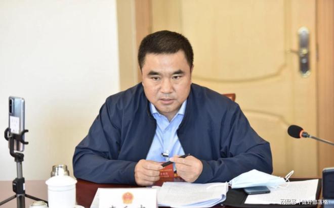 李和忠，小巷深處的獨特風味揭秘