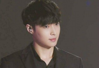 湖北男明星,湖北男明星閃耀娛樂(lè)圈的湖北男兒們