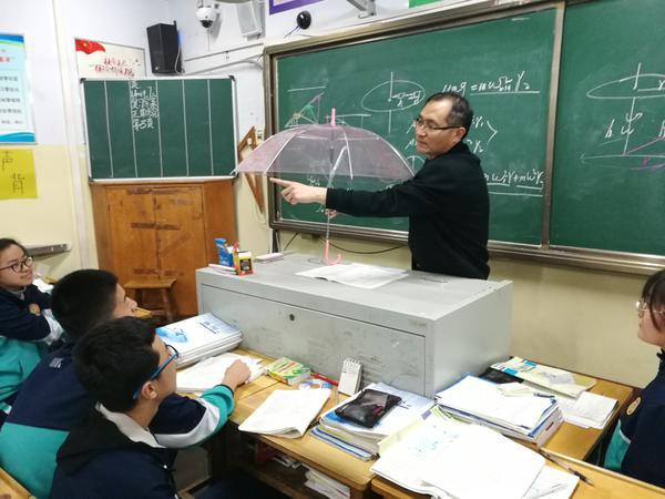 物理講課比賽,物理講課比賽，一場(chǎng)激發(fā)潛力的舞臺(tái)