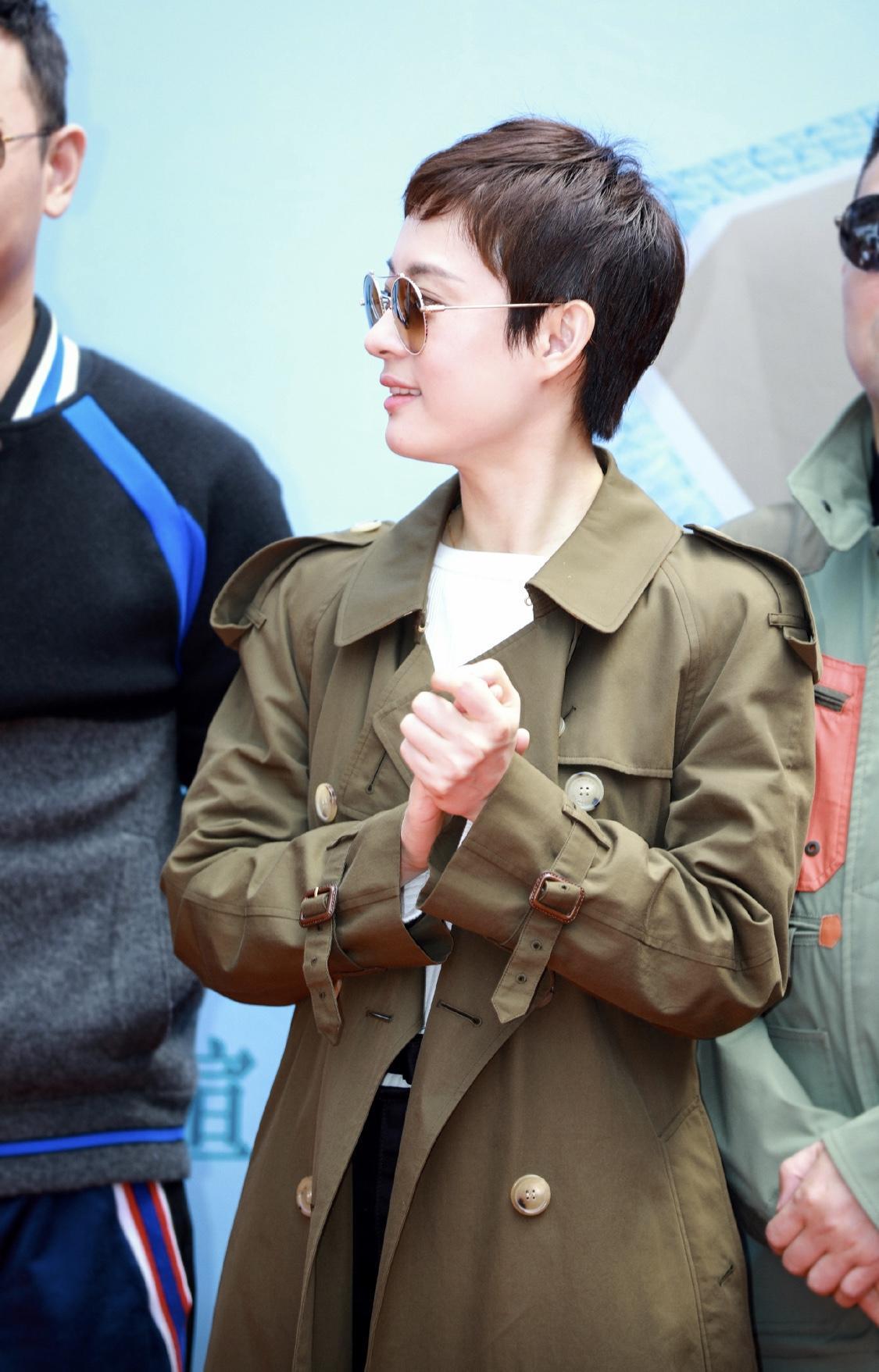 孫麗最新短發(fā)造型，時(shí)尚魅力閃耀無(wú)疑！