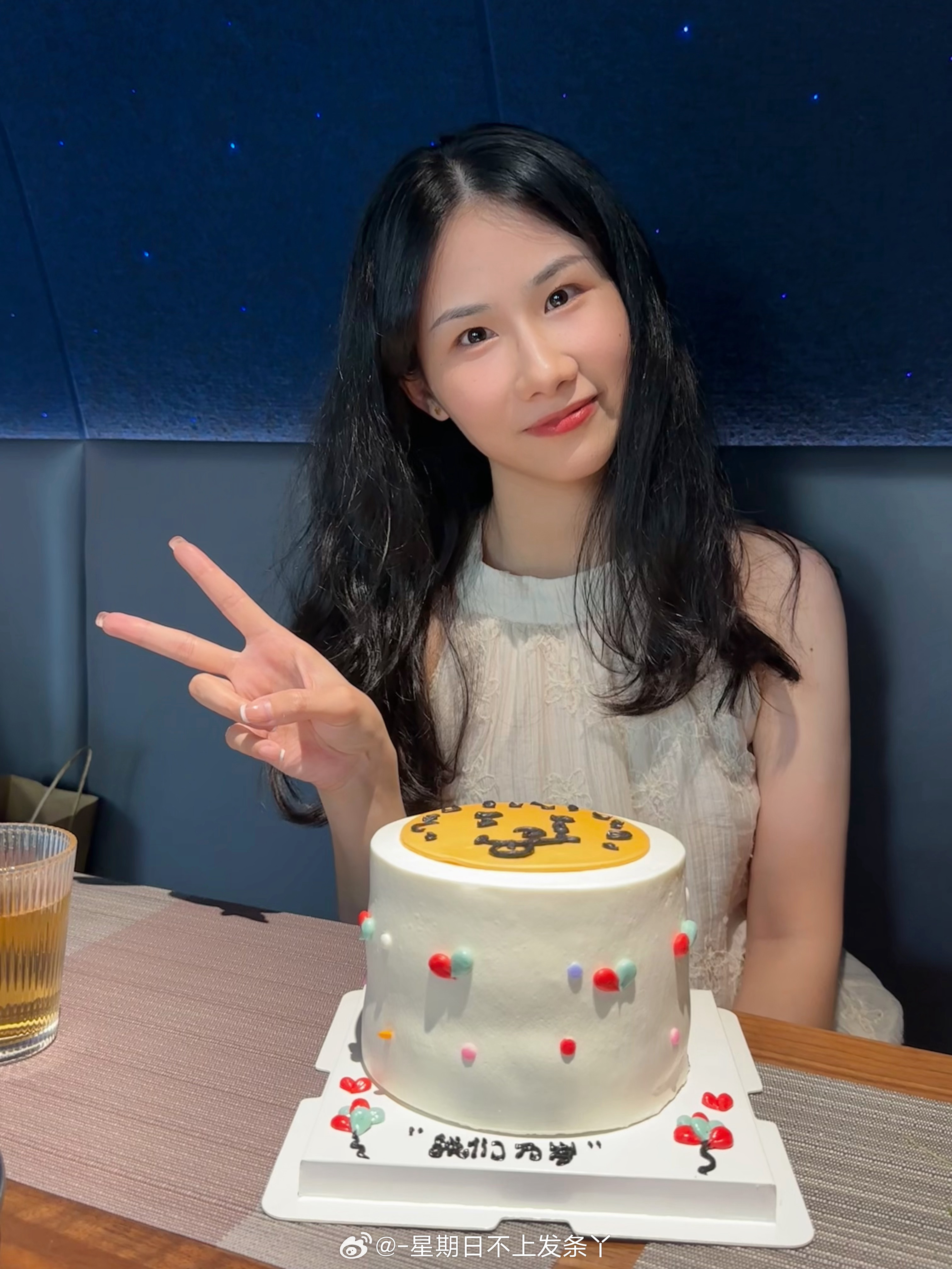 “觀看最新一期內(nèi)容”,觀看最新一期內(nèi)容，娛樂、教育與科技的交融