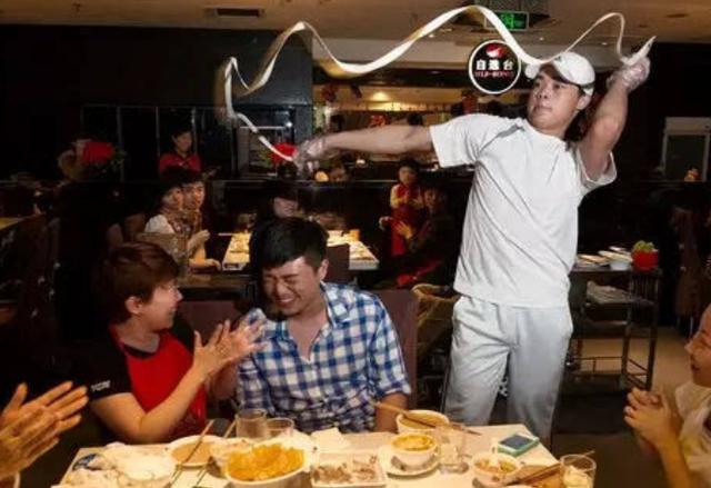 海底撈美國上市，火鍋傳奇的跨洋之旅