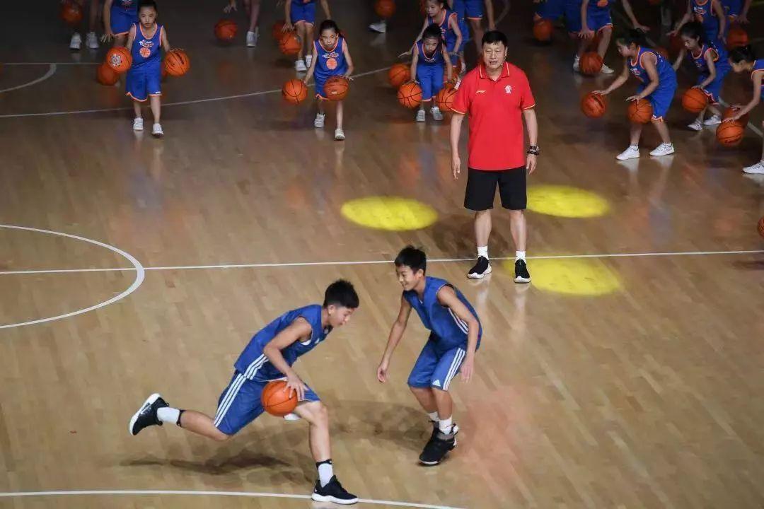 籃球比賽標(biāo)志,籃球比賽標(biāo)志，自信、成長(zhǎng)與無(wú)限可能性的象征