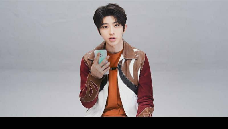 當(dāng)紅美少年，青春之光閃耀時代