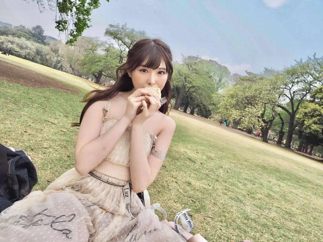 最新av在線觀看網(wǎng)站,關(guān)于最新AV在線觀看網(wǎng)站的探討與觀點分析