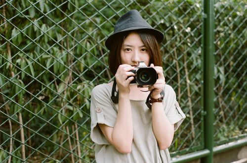 傷感簽名2013最新版，小巷獨(dú)特風(fēng)情觸動(dòng)心靈