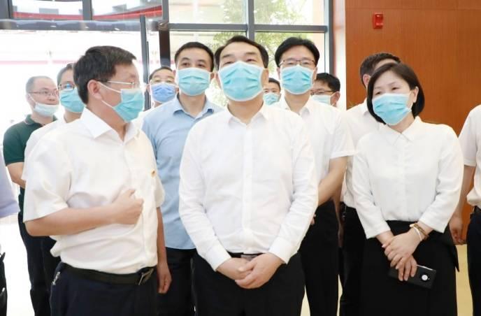 南昌小藍(lán)最新職位招聘探秘，小巷中的職業(yè)寶藏等你來發(fā)掘！