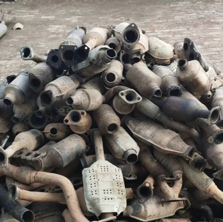 三元催化回收價(jià)格表,三元催化回收價(jià)格表，深入分析與觀點(diǎn)闡述