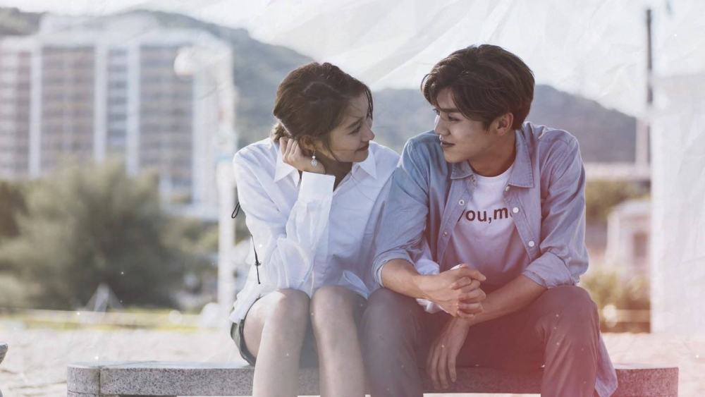 鹿晗關(guān)曉彤電視劇的心靈覺醒之旅，自然之旅的啟示