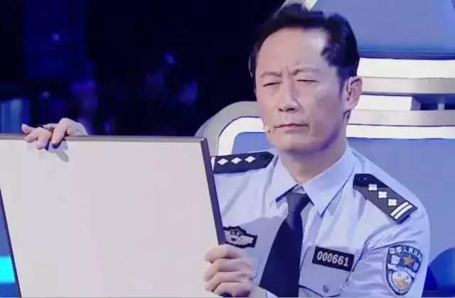 章瑩穎美國最新動(dòng)態(tài)，科技新品改變生活，即刻啟程！