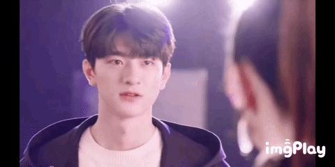 夢見與明星相遇，探尋夢境中的星光之旅