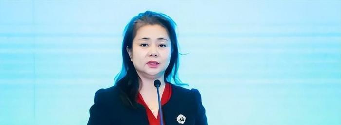 小明星照片背后的故事與影響，星光閃耀背后的真實影響