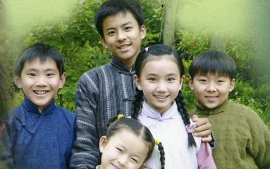 五個孤兒的電視劇故事，成長與挑戰(zhàn)