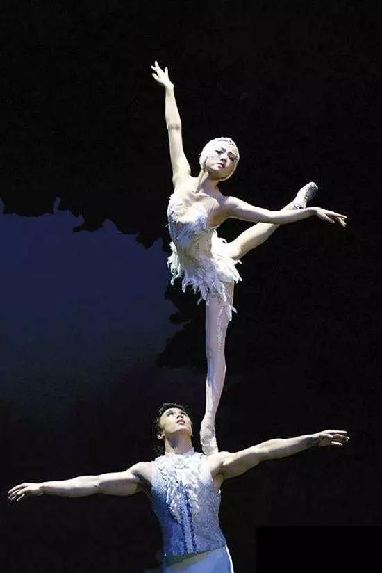 演員蕾，熒幕上的璀璨之星傳奇