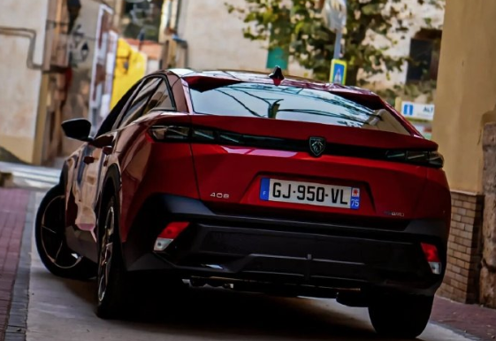 2025年底新車上市，行業(yè)趨勢與個人觀點的深度探討