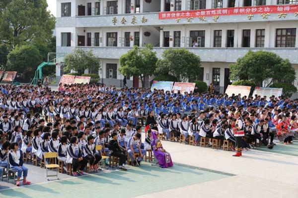 廣西山歌比賽，自然美景與歌聲的探秘之旅