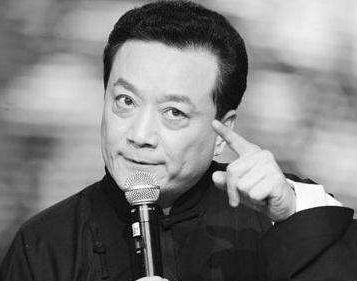 小品演員王平與小巷中的獨(dú)特風(fēng)味，隱藏版特色小店的探索之旅