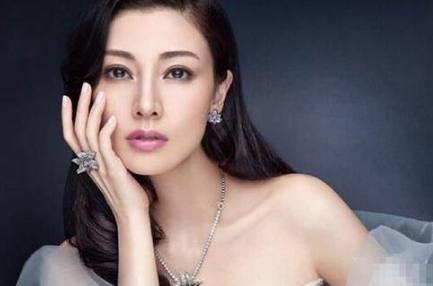 揭秘科技巨頭女明星，前沿科技產(chǎn)品體驗(yàn)與奢華生活揭秘