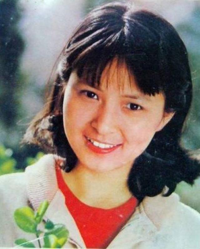 電影明星圖片與大自然美景的雙重探索，一場視覺盛宴的旅行體驗