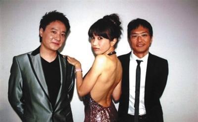 陳明道最新，小巷中的美食秘密