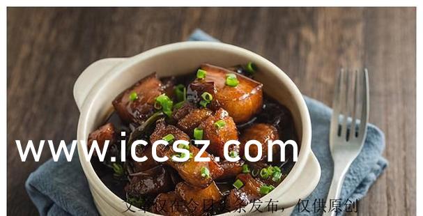 青青草最新視頻，探索小巷獨特風(fēng)情