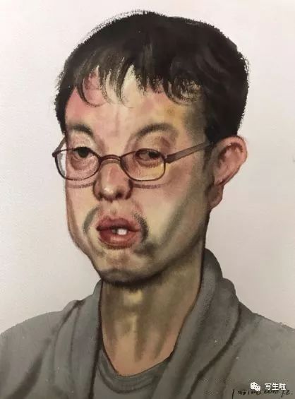 陳教授演員，學(xué)習(xí)之路上的變化與自信成就的力量