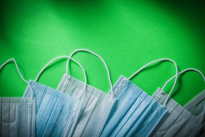 口罩最新產(chǎn)能揭秘，小巷深處的生產(chǎn)力量與神秘面紗