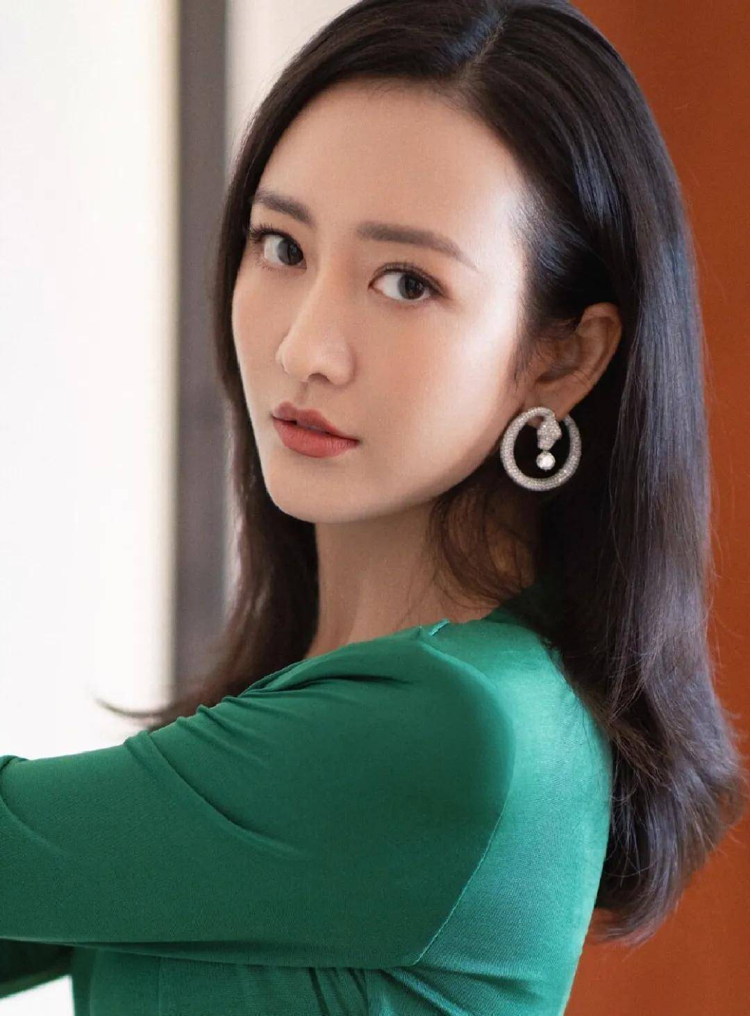 現(xiàn)在女明星的魅力與影響力，多維解讀下的璀璨之光