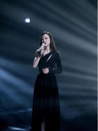 王鷗綜藝動態(tài)，展現多元魅力的舞臺