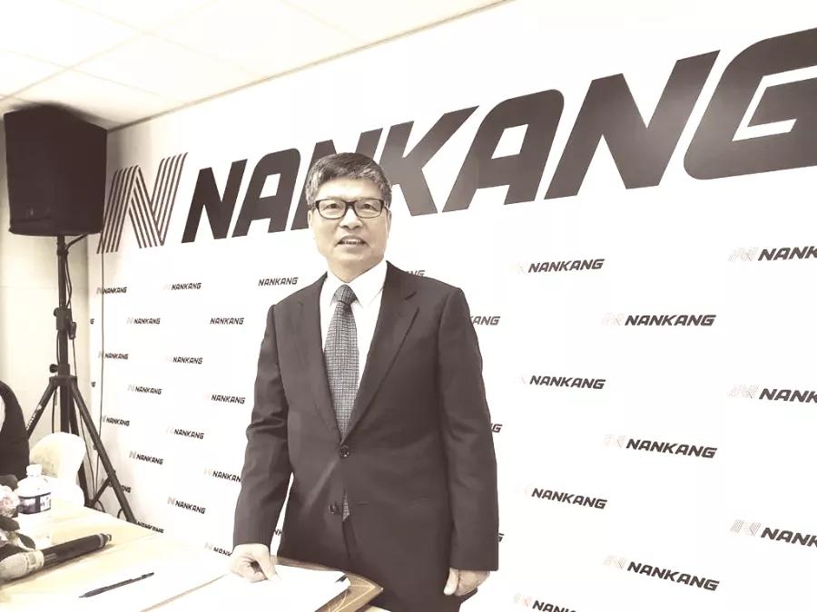 侯股票，股市風(fēng)云人物的投資洞察與策略解析