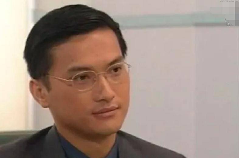 香港演員陳錦鴻，演藝之路的璀璨之星重磅來(lái)襲！