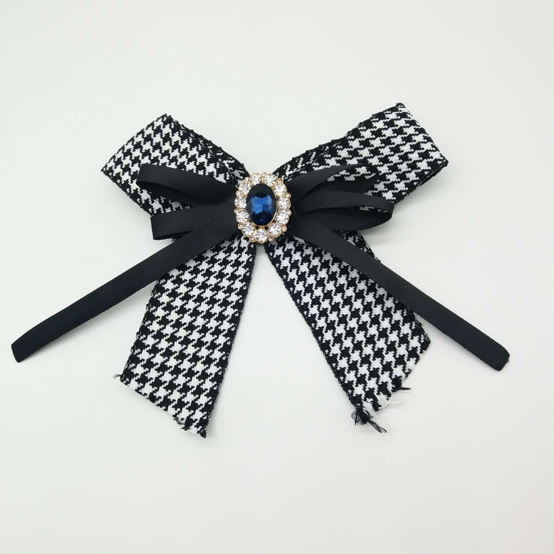 領(lǐng)結(jié)最新款，時尚與友情的溫馨篇章