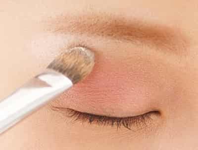 最新彩妝手法揭秘，小巷深處的彩妝秘境探索