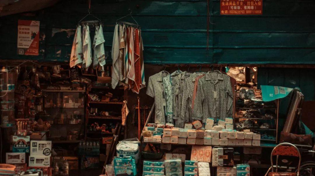 深圳地?cái)傄故凶钚?，巷弄深處的?dú)特風(fēng)味美食盛宴