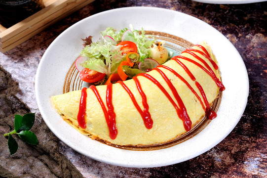 最新蛋包飯，烹飪新潮還是傳統(tǒng)美食改良的魅力展現(xiàn)？