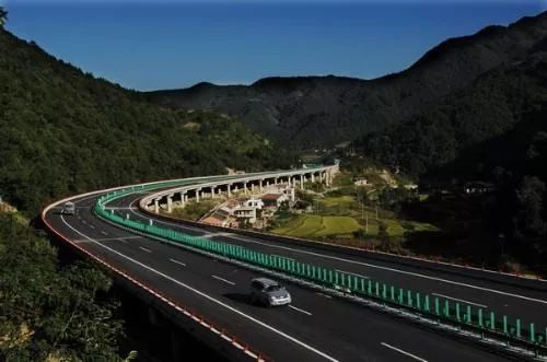 西潼公路最新動(dòng)態(tài)速遞?????