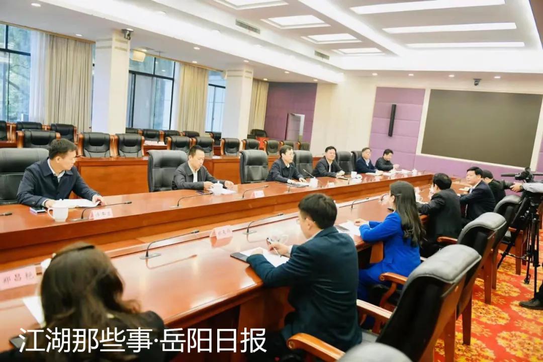 科倫藥業(yè)新疆最新動態(tài)，獨特風味小巷深處的消息