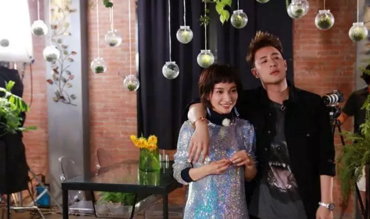 吳昕潘瑋柏最新一期深度解析，節(jié)目內(nèi)容與看點(diǎn)全揭秘