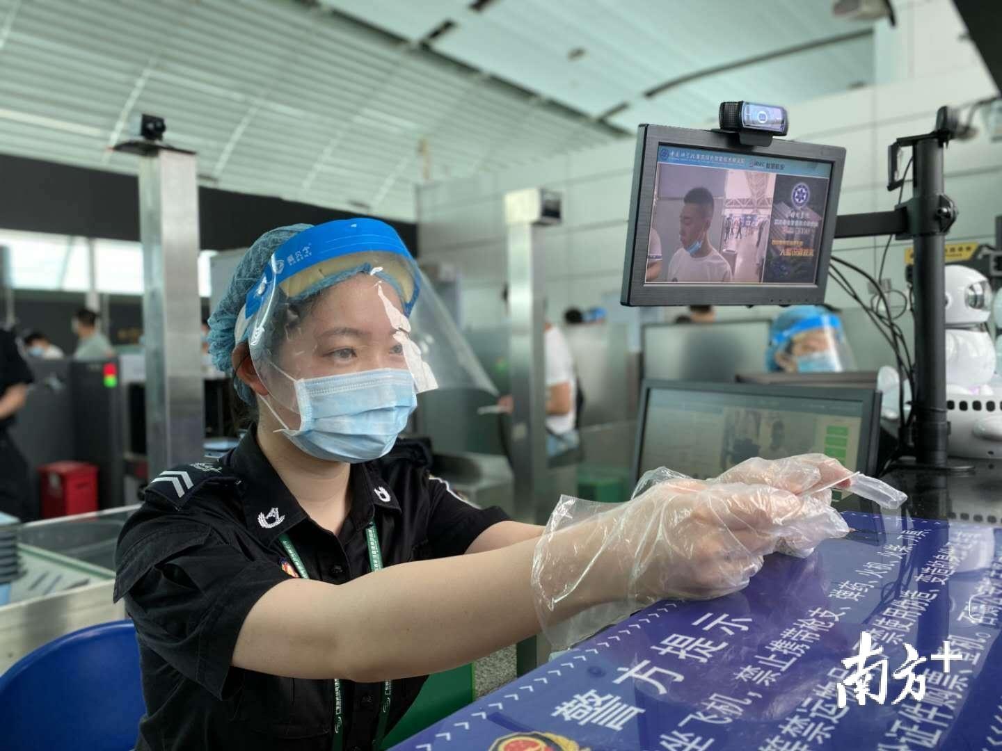 白云機場航班最新動態(tài)及多方觀點透視