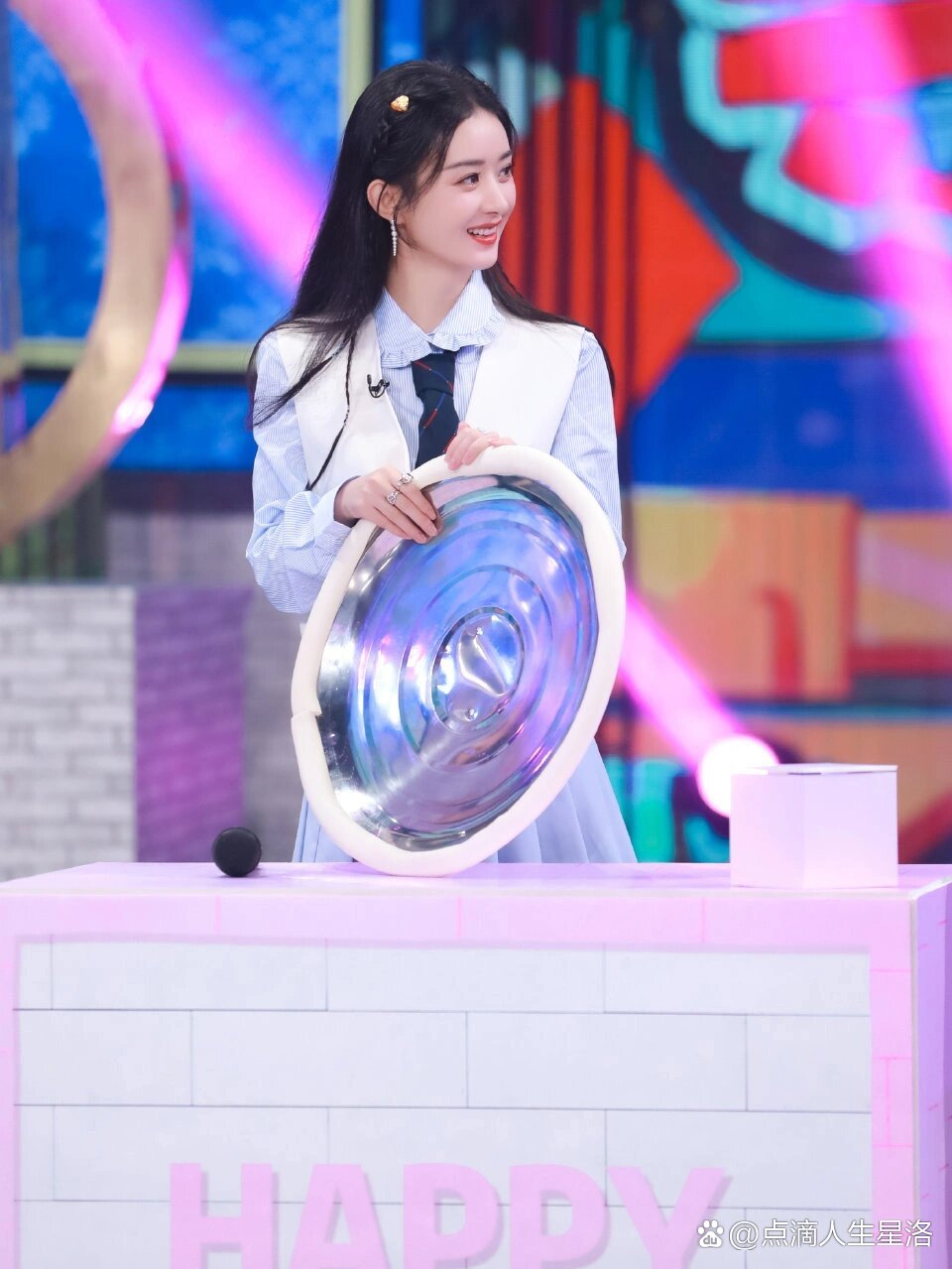 趙麗穎在快樂(lè)大本營(yíng)的最新動(dòng)態(tài)，互動(dòng)教程與實(shí)時(shí)了解節(jié)目動(dòng)態(tài)