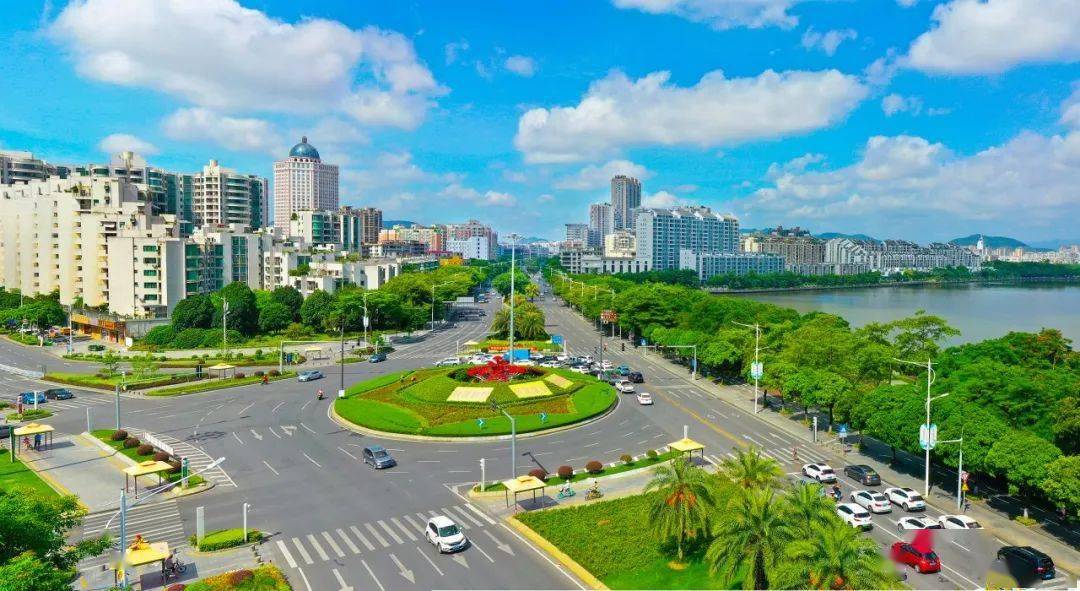 肇慶張小芹的最新勵志故事，自信與成就之光的蛻變旅程