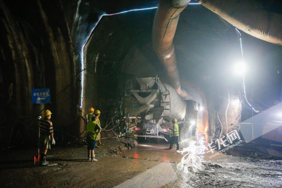 重慶九號線最新動態(tài)，駛向未來的勵志之旅啟程了