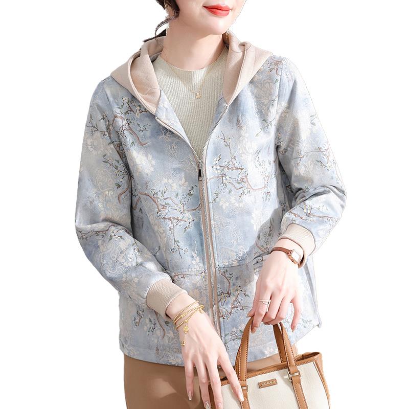 科技時(shí)尚風(fēng)潮來襲，2025女士春裝最新款展望