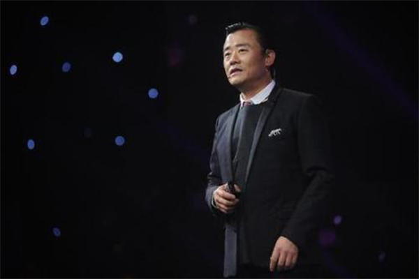 周立波開庭最新消息，科技新星引領(lǐng)智能生活體驗(yàn)新篇章